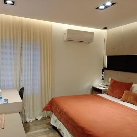 Global Hotel Сентенарио Екстериор снимка