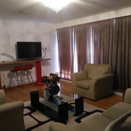 Global Hotel Сентенарио Екстериор снимка