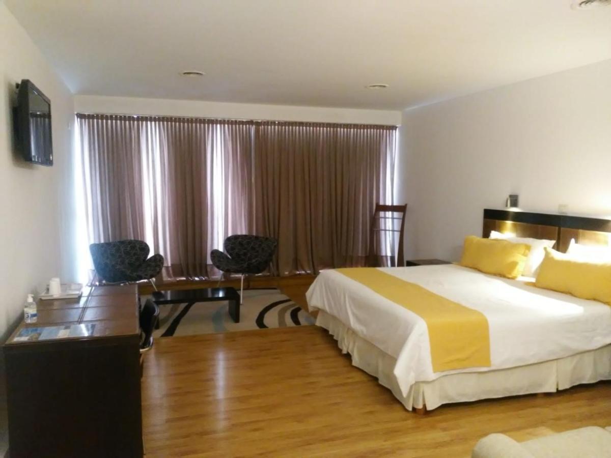 Global Hotel Сентенарио Екстериор снимка
