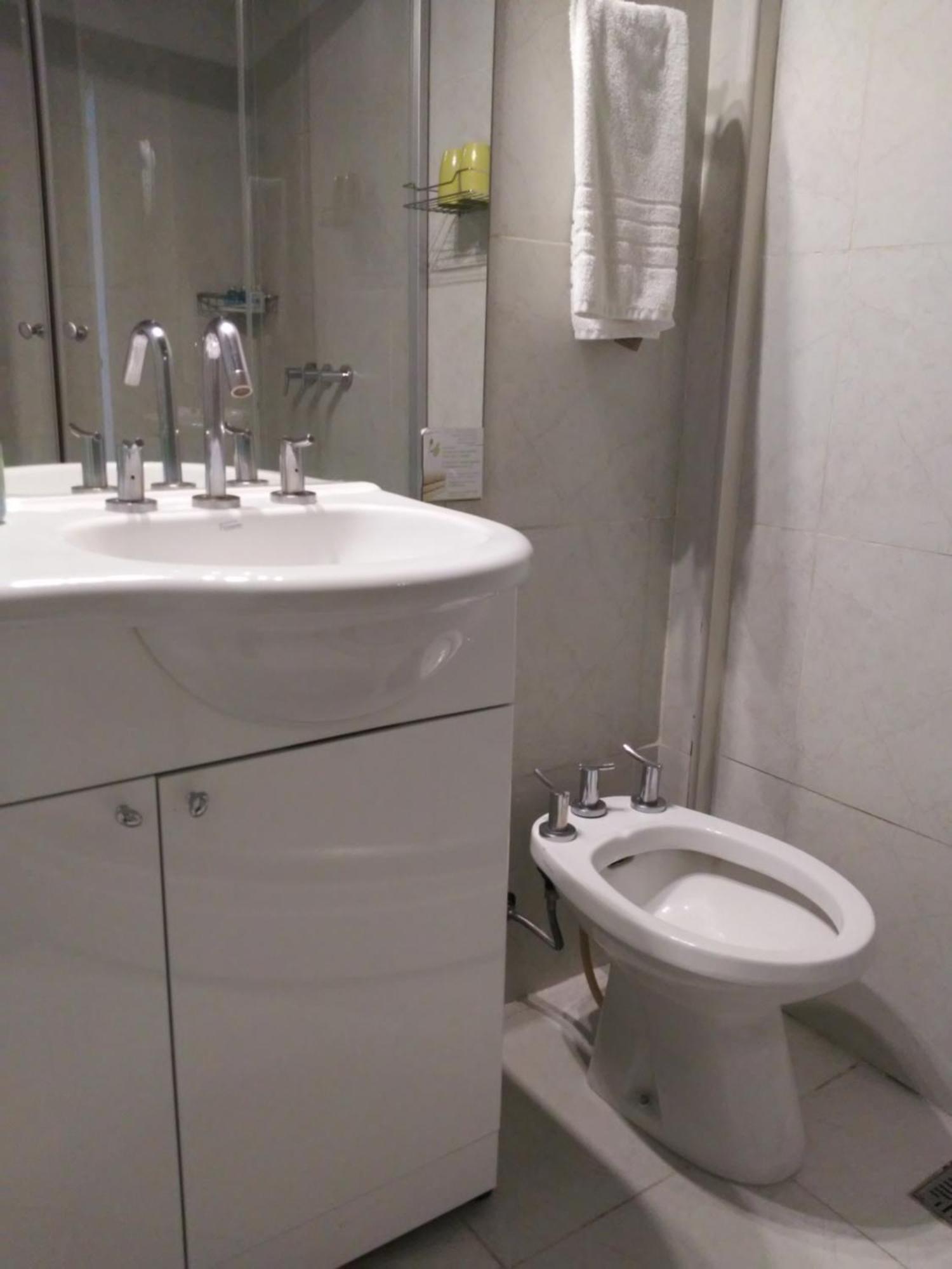 Global Hotel Сентенарио Екстериор снимка